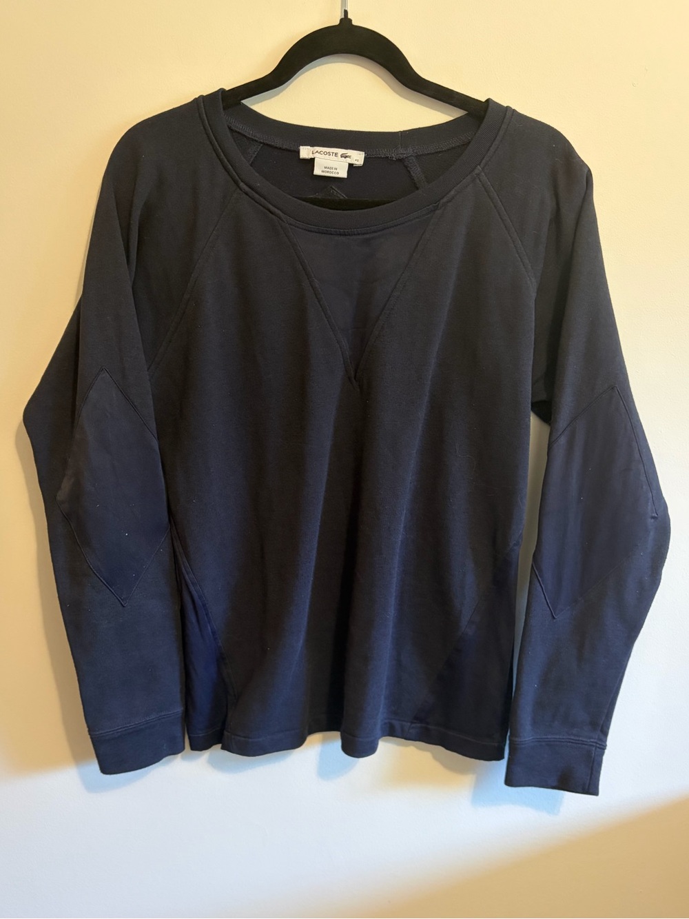LACOSTE- size 40 multi fabric navy crew neck